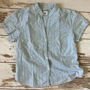 Columbia Mandarin Collar Short Sleeve Button Down
